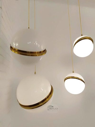 crescent-modernist-pendant-display